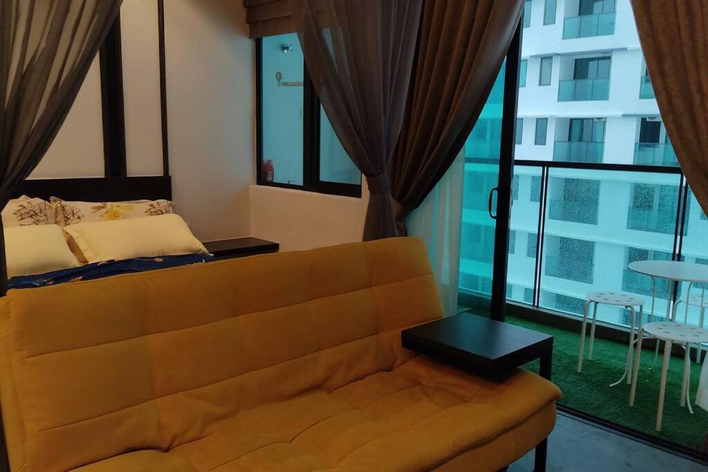 Hidayah Homestay Near Ukm And Ktm Station With High Speed Wifi - Pool & River View バンギ エクステリア 写真