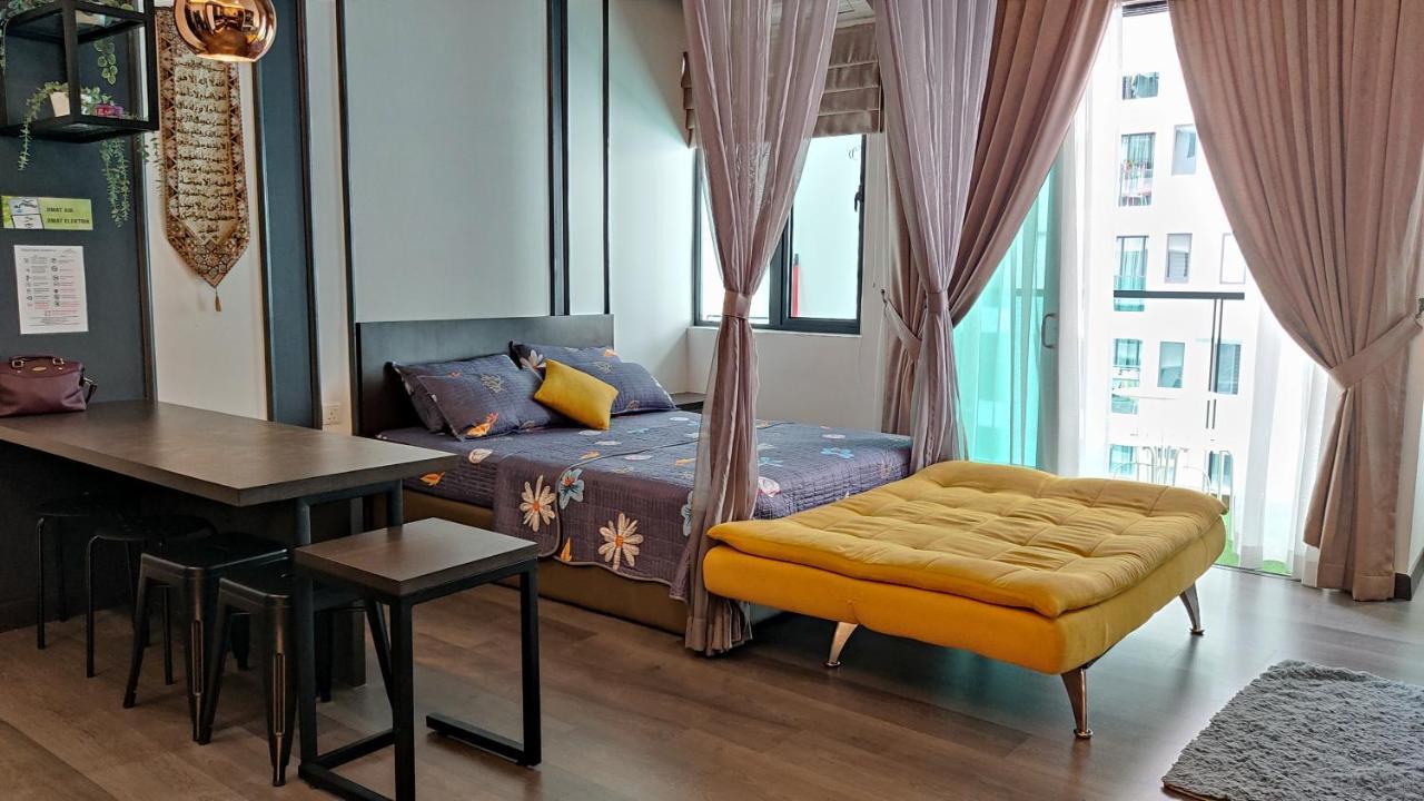 Hidayah Homestay Near Ukm And Ktm Station With High Speed Wifi - Pool & River View バンギ エクステリア 写真